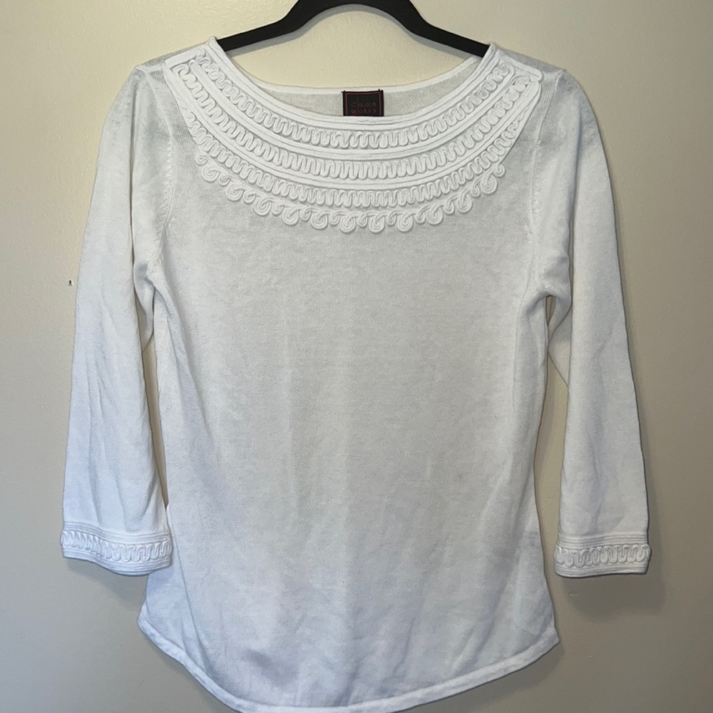 Braiding around neck & sleeves